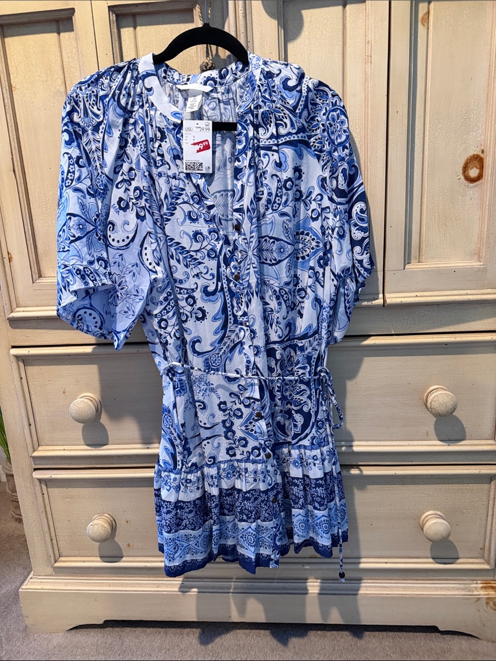 H&M Blue and White Paisley Short Sleeve Tie-Waist Dress